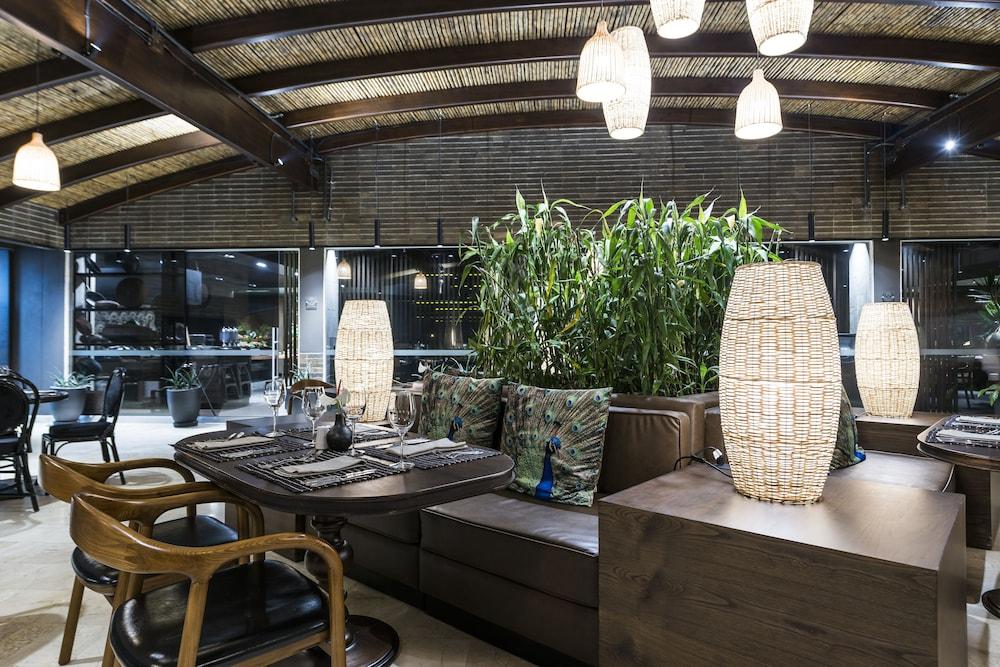 Movich Hotel Las Lomas Ριονέγρο Εξωτερικό φωτογραφία Interior of the restaurant