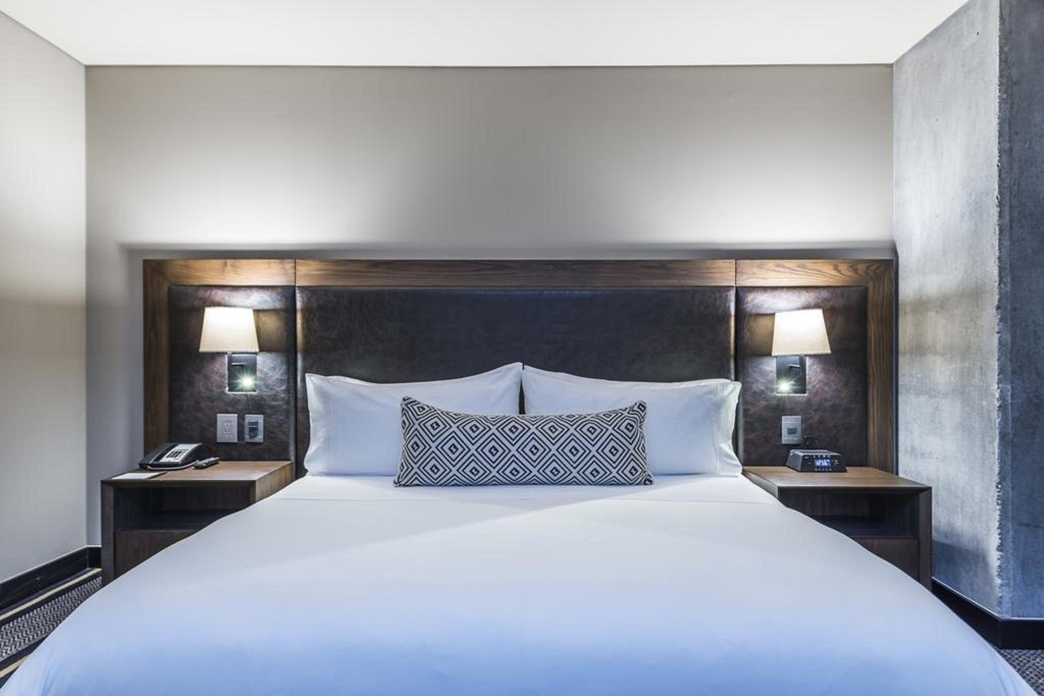 Movich Hotel Las Lomas Ριονέγρο Εξωτερικό φωτογραφία A bedroom at the Hilton London Paddington