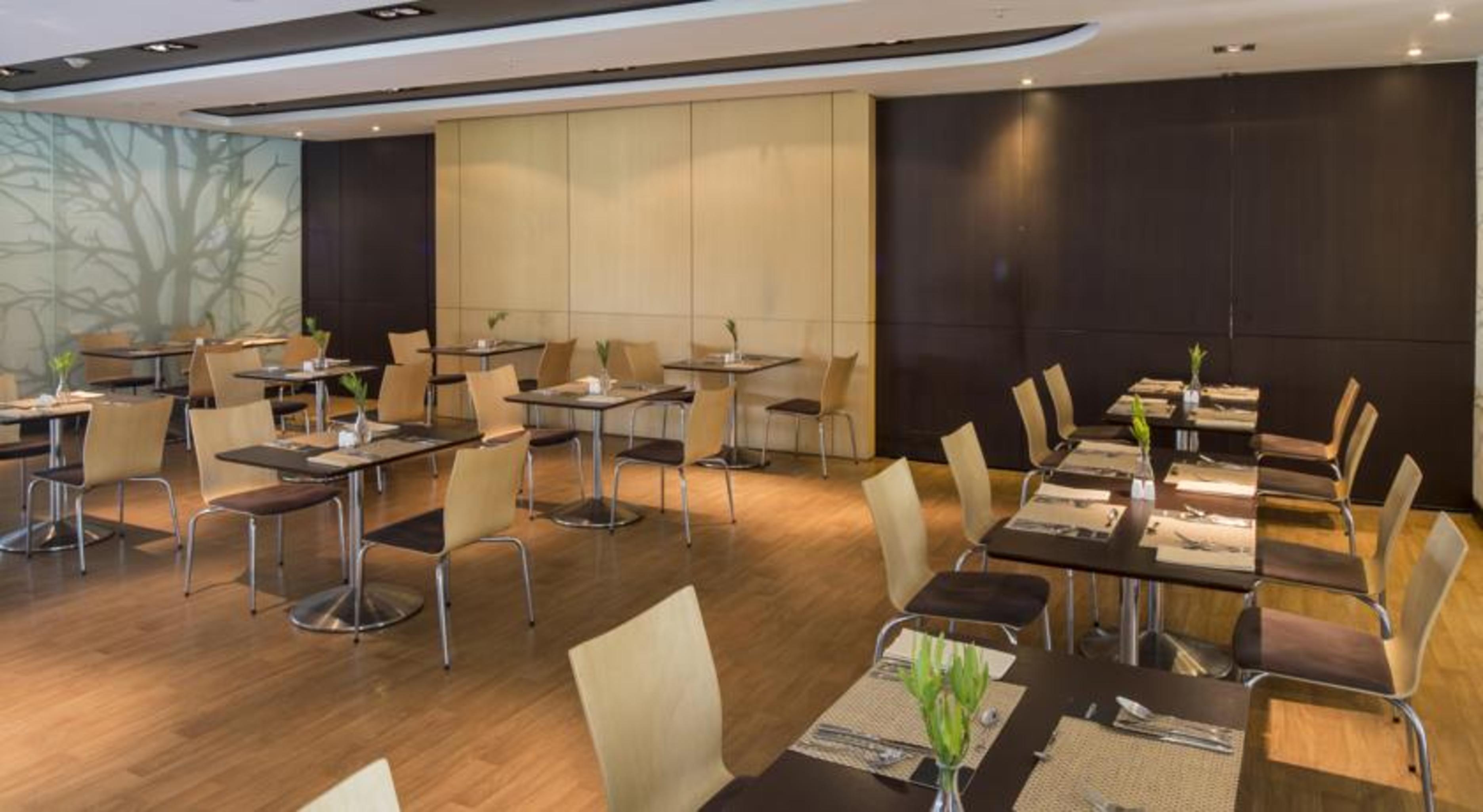 Movich Hotel Las Lomas Ριονέγρο Εξωτερικό φωτογραφία Restaurant